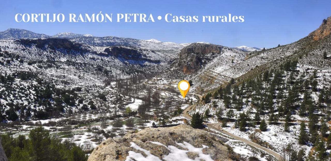 Cortijo Ramon Petra Guest House Нерпио Екстериор снимка