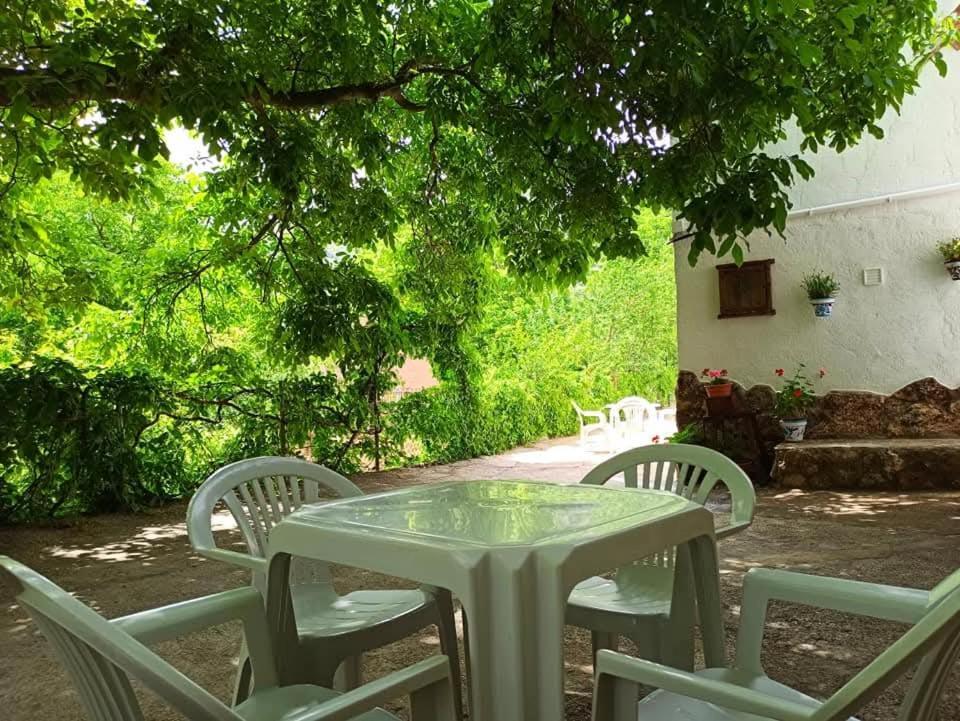 Cortijo Ramon Petra Guest House Нерпио Екстериор снимка