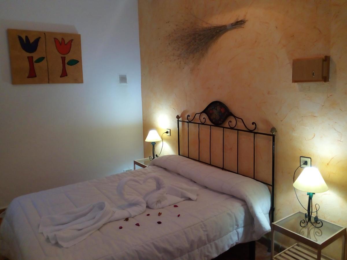 Cortijo Ramon Petra Guest House Нерпио Екстериор снимка